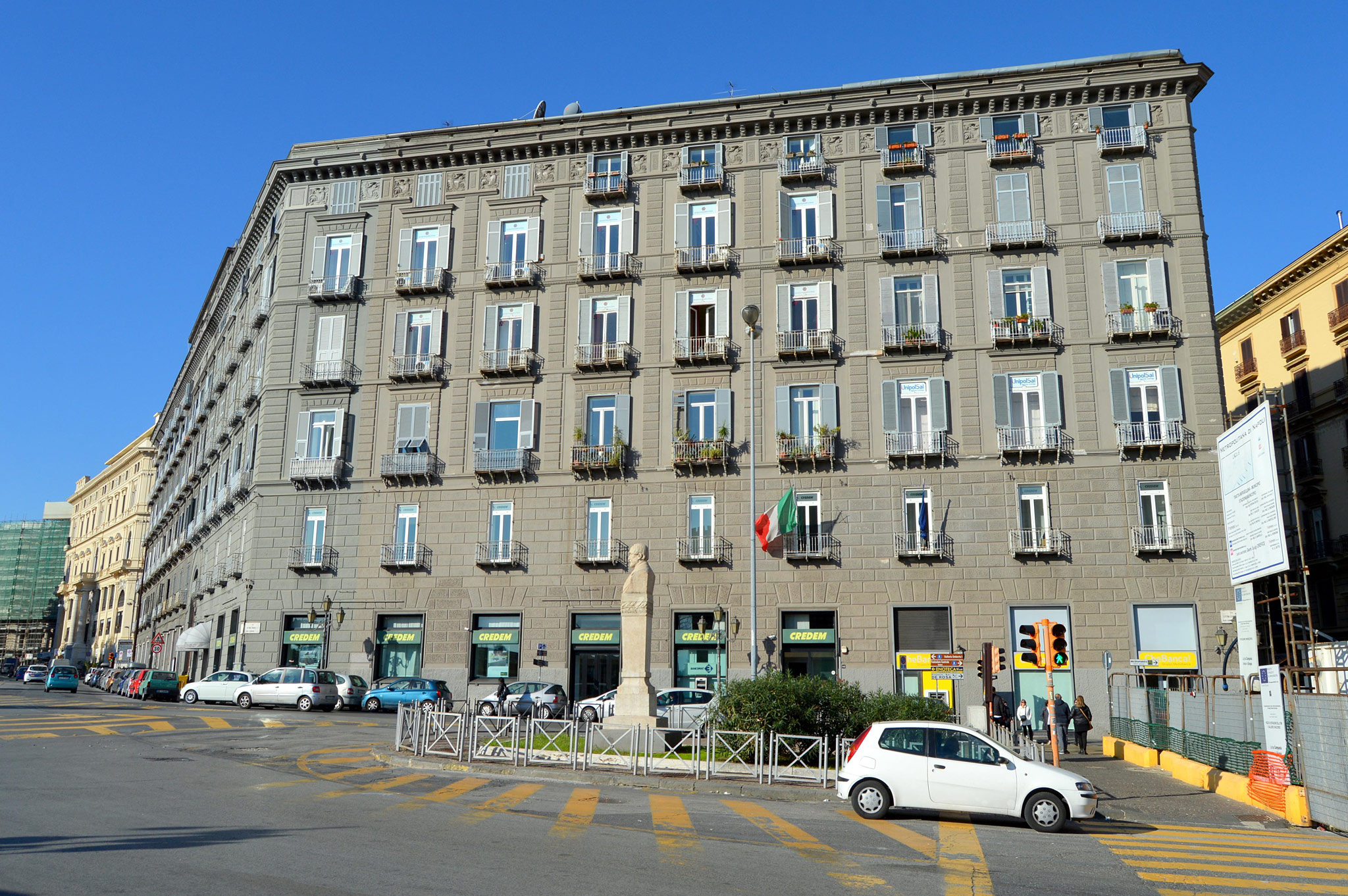 Piazza Municipio, Napoli